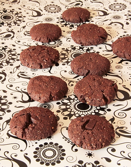 Ciastka czekoladowe z ciecierzycy