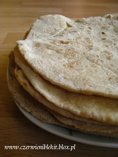 Domowe pszenne tortille 
